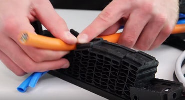 CFU Wabenzugentlastung Montagehinweis