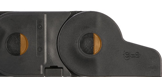 Einführschräge an den Bolzen