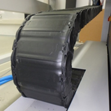 e-rohr an einer Werkzeugmaschine