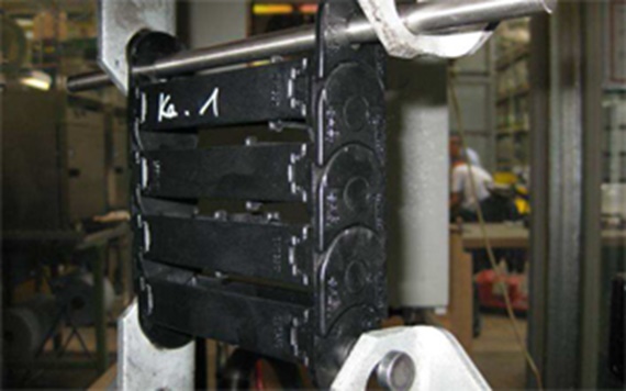 Versuchsaufbau im igus®-Labor