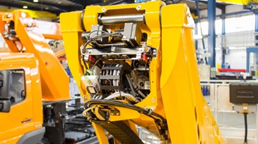 Einbaufertige Energieketten für Hubarbeitsbühnen