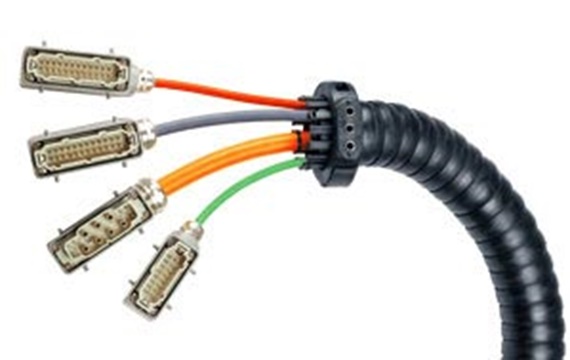 Roboter Schlauchpaket fertig konfektioniert